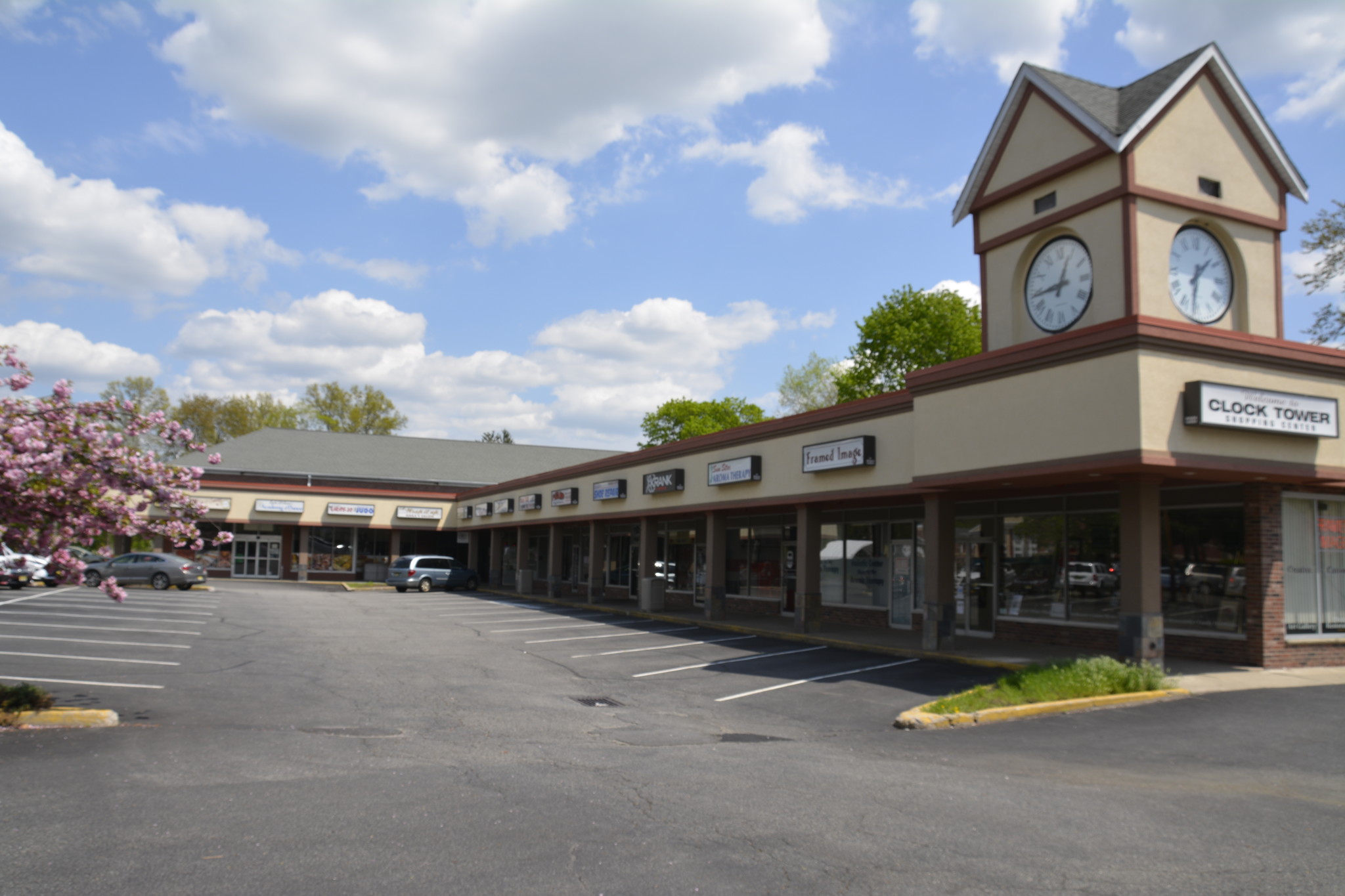 574 Newark Pompton Tpke, Pompton Plains, NJ for sale Primary Photo- Image 1 of 10