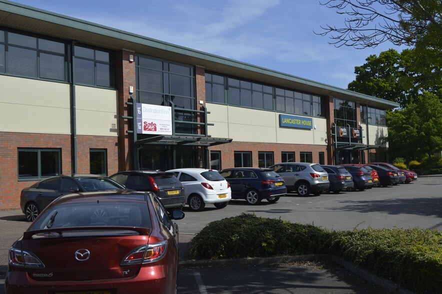Hindle Way, Swindon for lease - Building Photo - Image 1 of 1