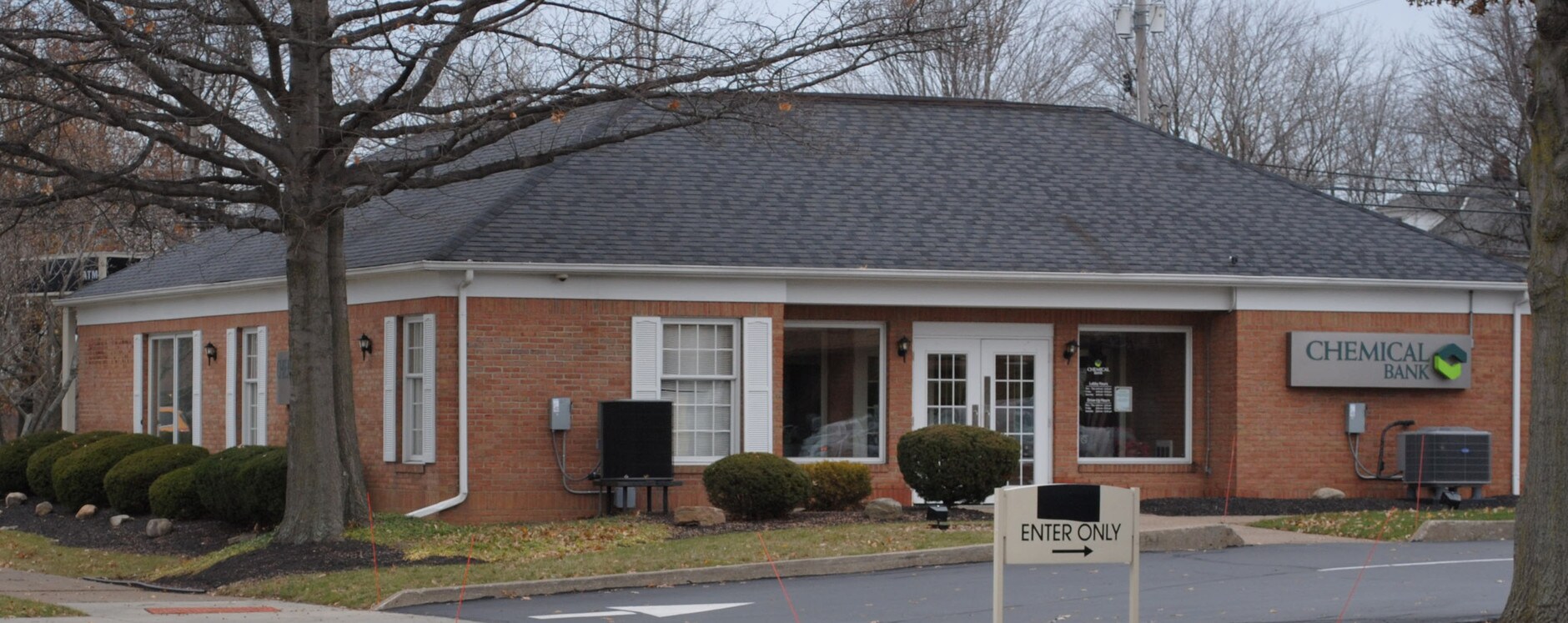 1977 Cooper Foster Park Rd, Amherst, OH 44001