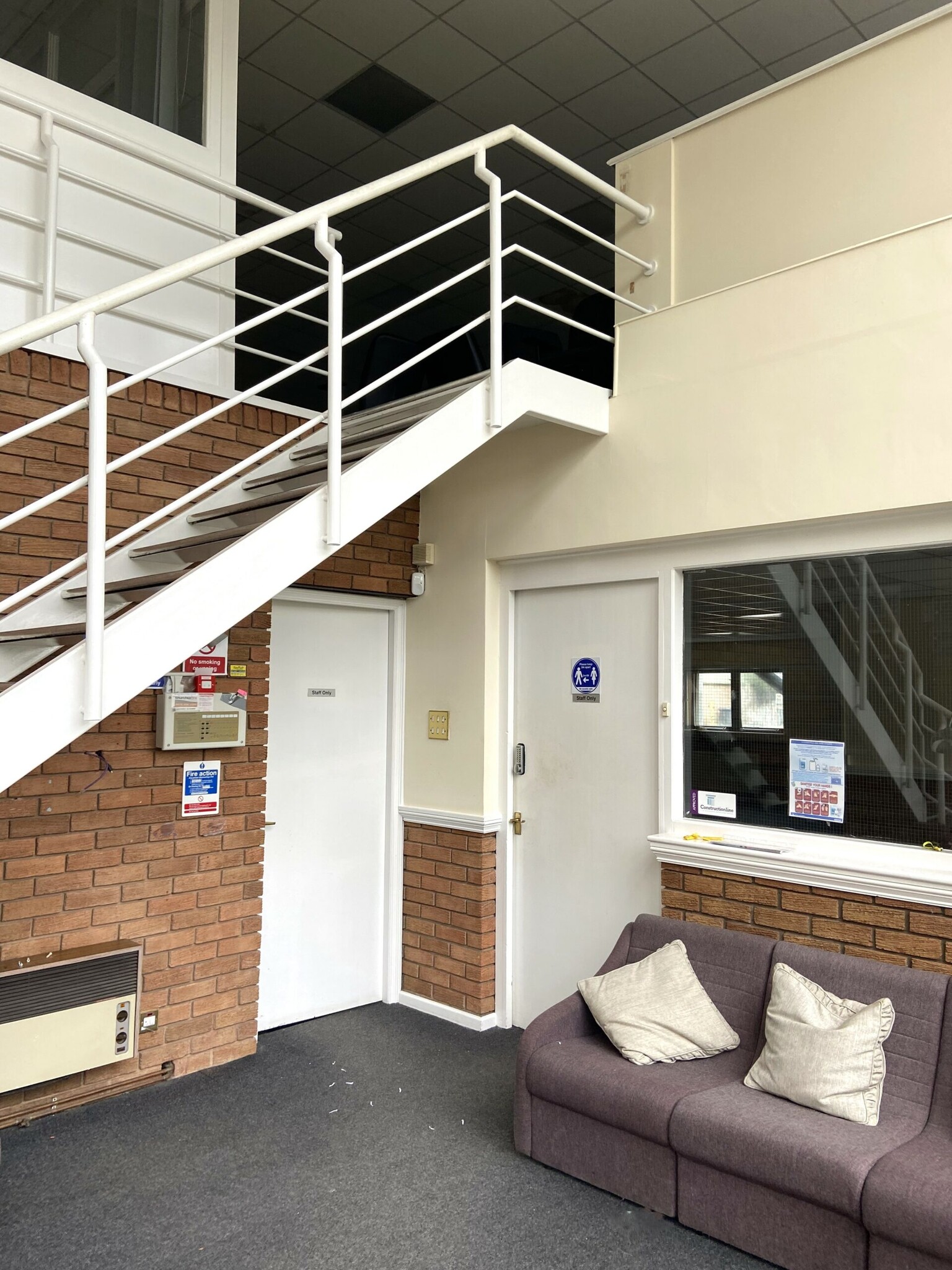 12A Metcalf Dr, Accrington for lease Interior Photo- Image 1 of 4