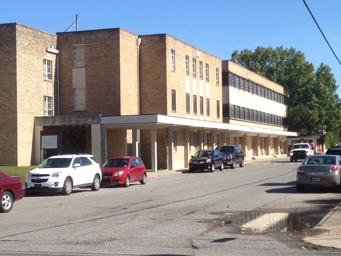 1639 Ryan St, Lake Charles, LA for sale - Primary Photo - Image 1 of 1