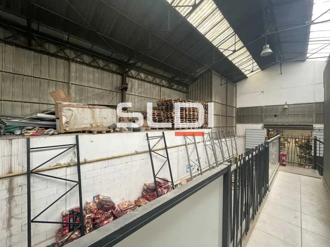 Flex in Vénissieux for lease Interior Photo- Image 1 of 7