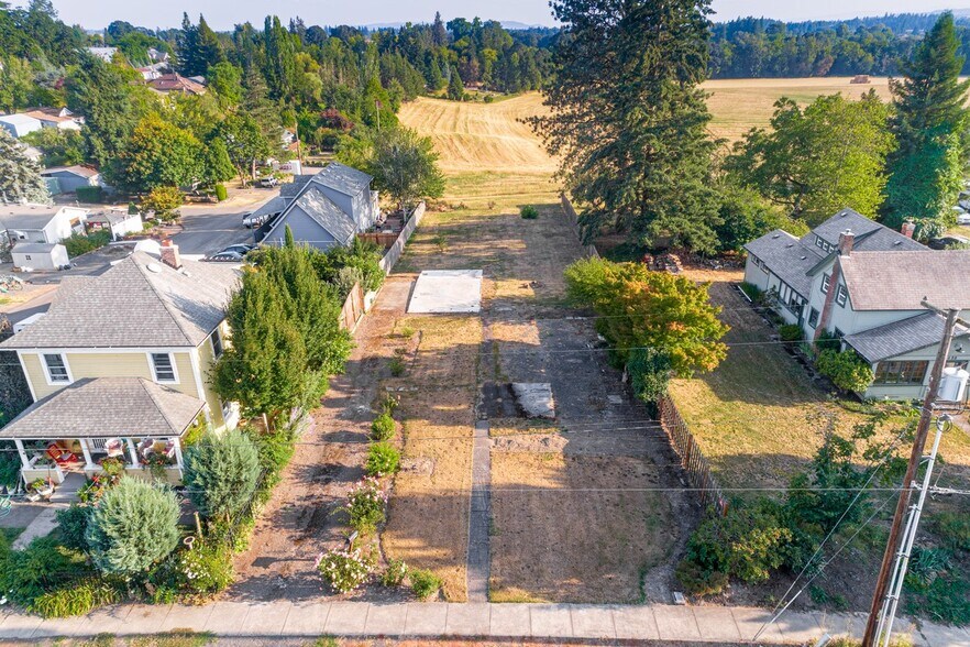 420 W Grant St, Carlton, OR for sale - Primary Photo - Image 1 of 1