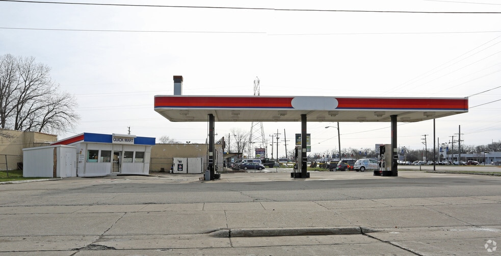 5616 75th St, Kenosha, WI for sale - Primary Photo - Image 1 of 1