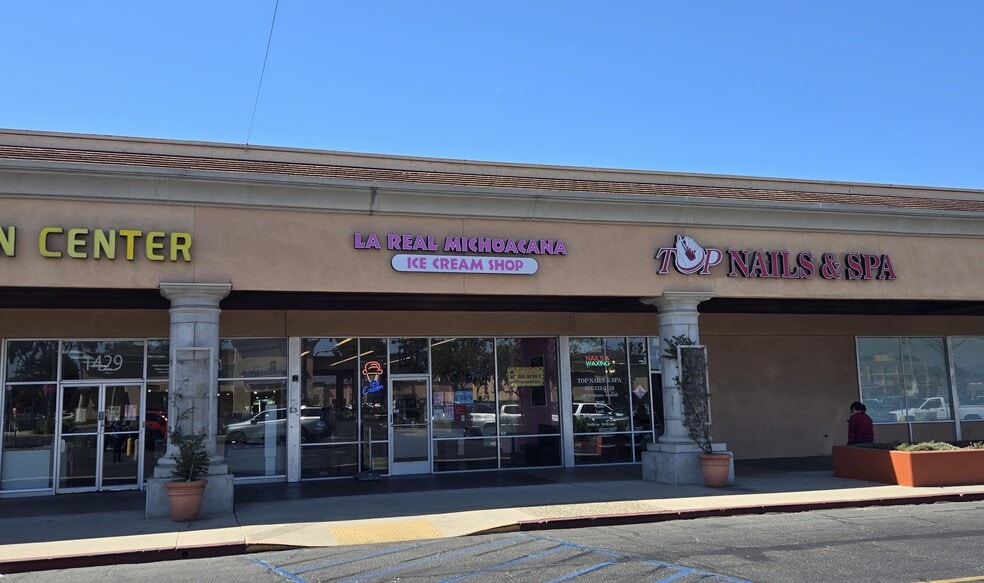 1323-1465 S Broadway, Santa Maria, CA for lease - Building Photo - Image 1 of 9