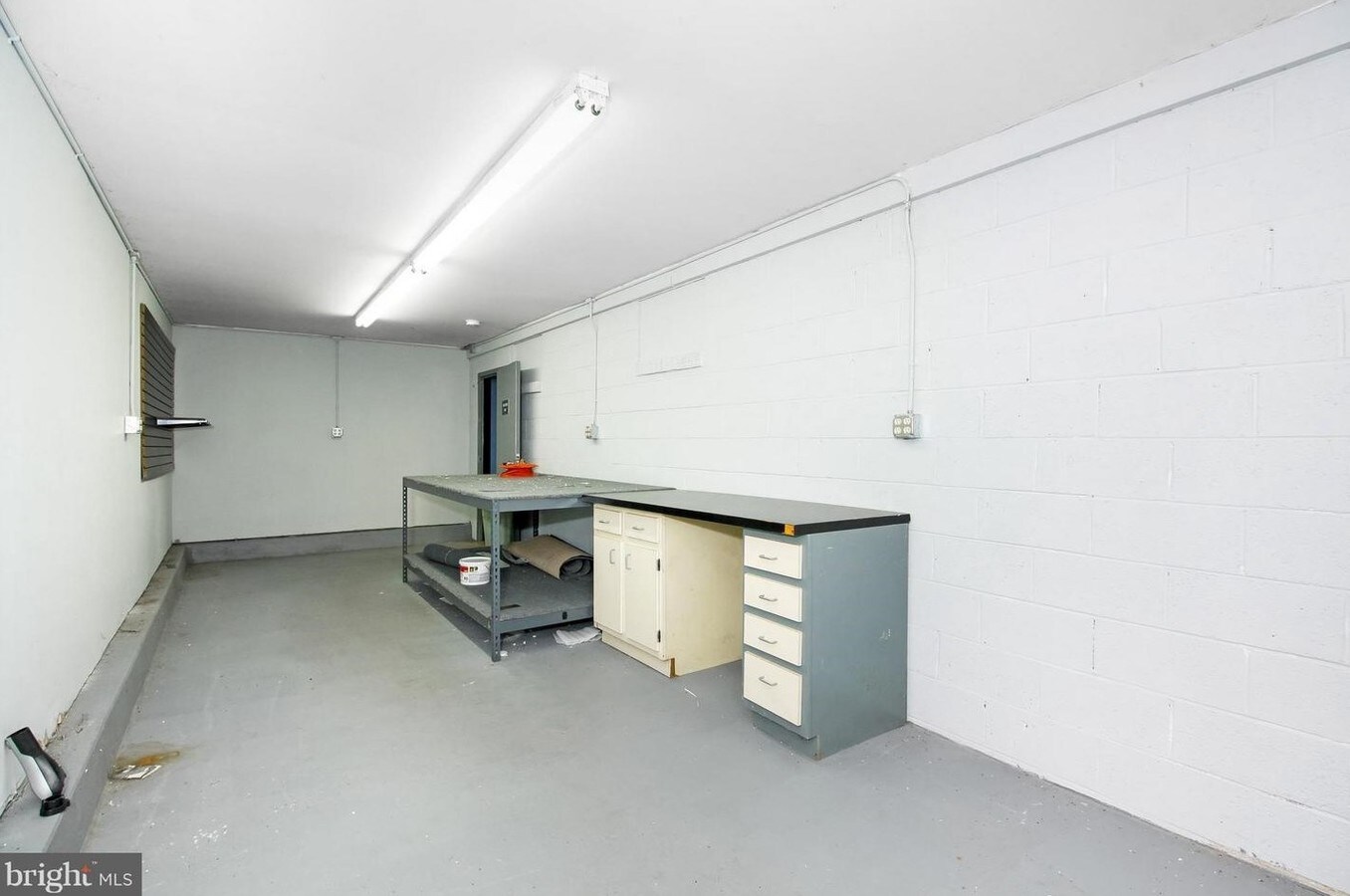 39 Wrightstown Cookstown Rd, Cookstown, NJ 08511