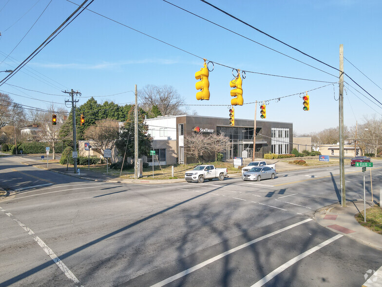 507 W Innes St, Salisbury, NC for lease - Primary Photo - Image 1 of 37