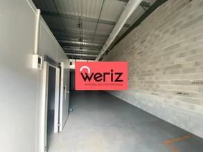Flex in Éguilles for lease Interior Photo- Image 2 of 4
