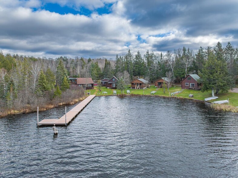 E20060 Thousand Island Lake Rd, Watersmeet, MI for sale - Building Photo - Image 1 of 1