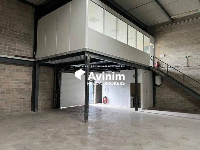 Industrial in Meaux for sale - Interior Photo - Image 3 of 13