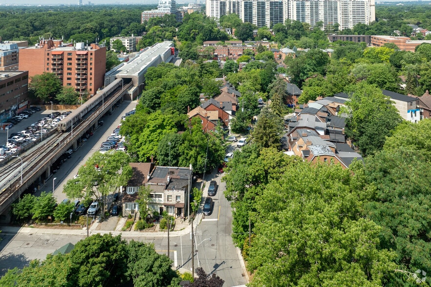 24 Indian Road Cres, Toronto, ON for sale - Aerial - Image 2 of 2