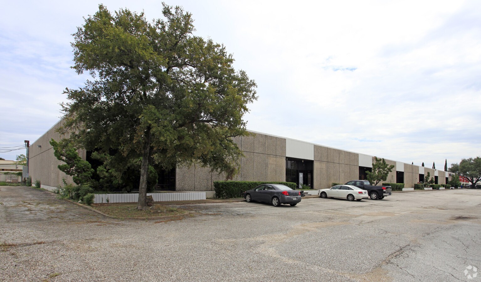 5601 Bonhomme Rd, Houston, TX 77036