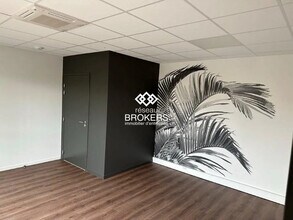 Flex in Bourgoin-Jallieu for sale Interior Photo- Image 1 of 24