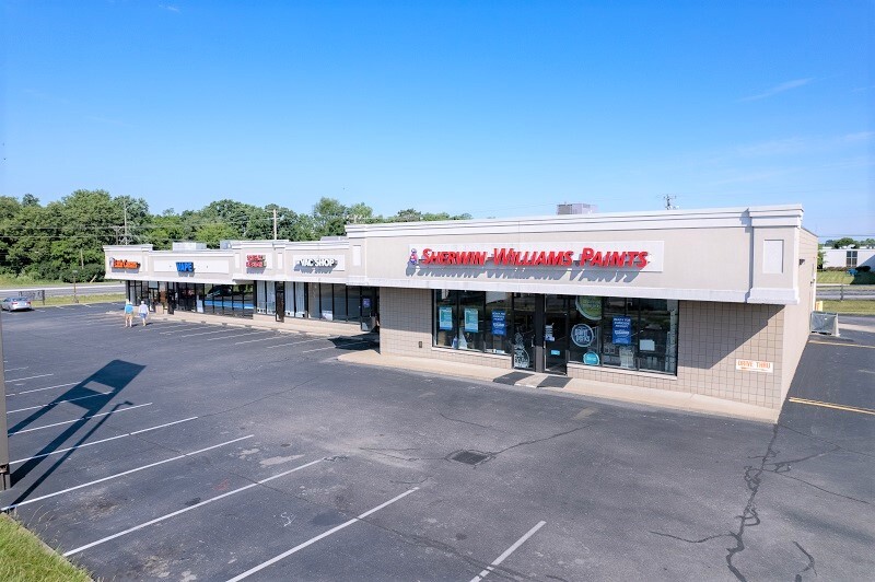 91-99 Crossfield Ct, Versailles, KY 40383 - Versailles Shoppes | LoopNet