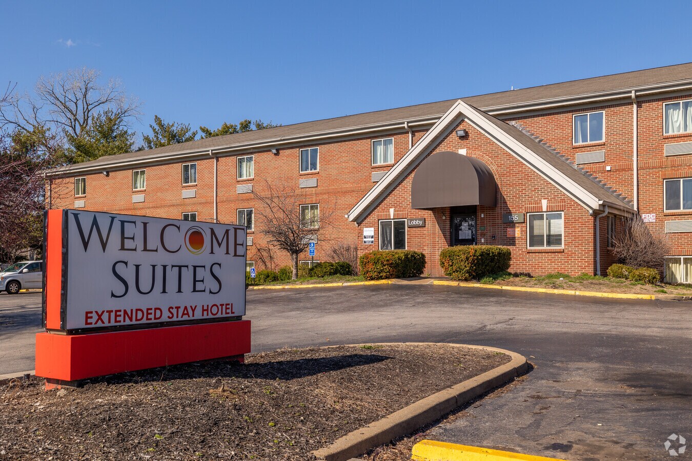 155 Chapel Ridge Dr, Hazelwood, MO 63042