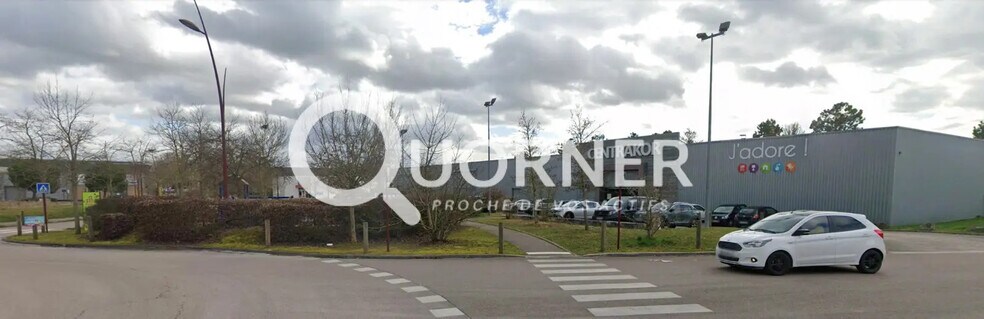 Retail in Saint-Parres-aux-Tertres for lease - Building Photo - Image 3 of 4