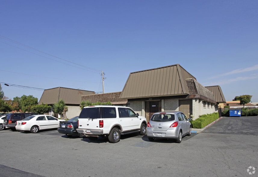 280 N Jackson Ave, San Jose, CA for lease - Building Photo - Image 3 of 39