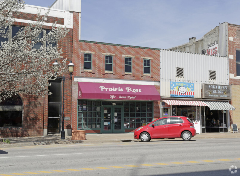 232 S Main St, Ottawa, KS for sale - Primary Photo - Image 1 of 1