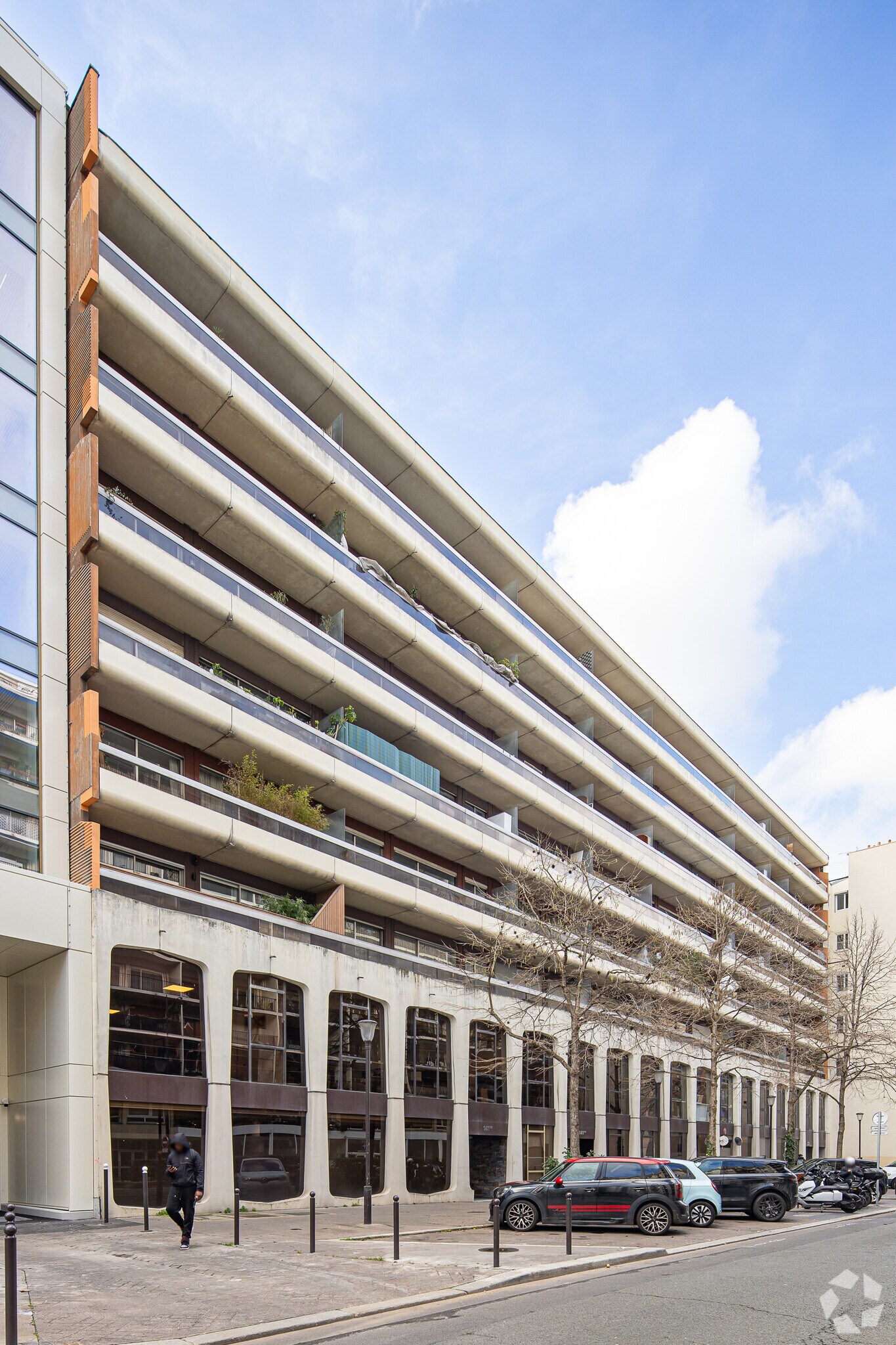 143 Rue De Saussure, Paris for lease Primary Photo- Image 1 of 2