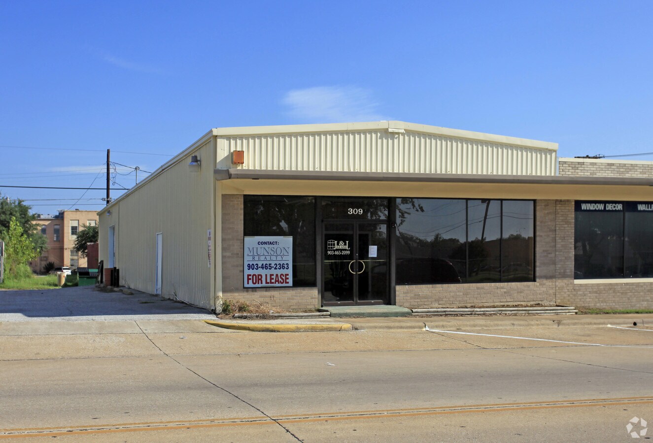 309 W Crawford St, Denison, TX 75020