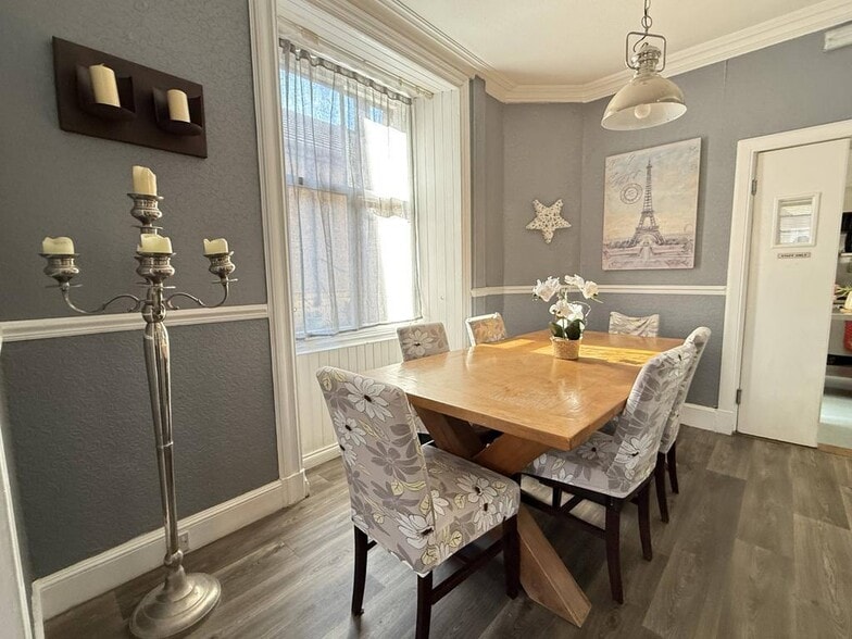 1 High St, Auchterarder for sale - Building Photo - Image 2 of 13