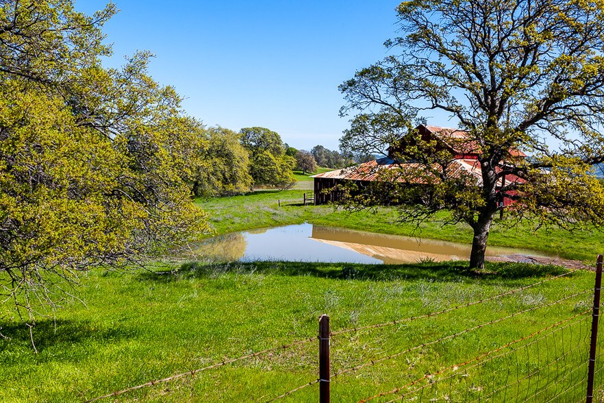 2745 CR 308, Elk Creek, CA 95939