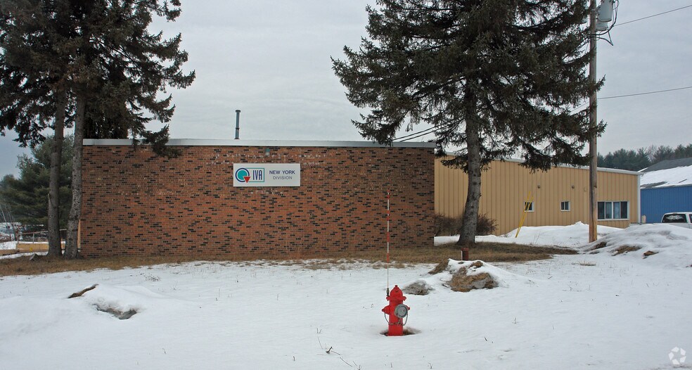 1439 Route 9, Fort Edward, NY for sale - Building Photo - Image 1 of 1