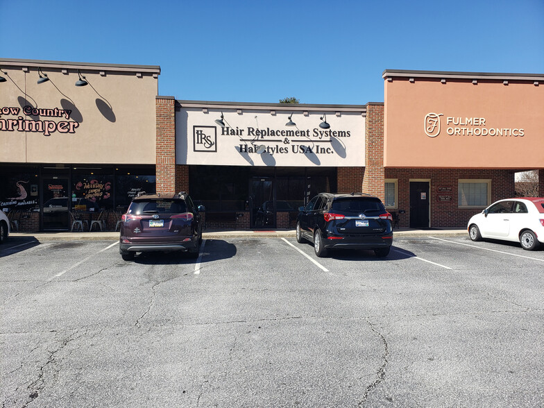 103-105 E Butler Rd, Mauldin, SC for sale - Building Photo - Image 1 of 1