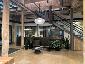565 Northside Dr, Atlanta, GA for lease Interior Photo- Image 2 of 10