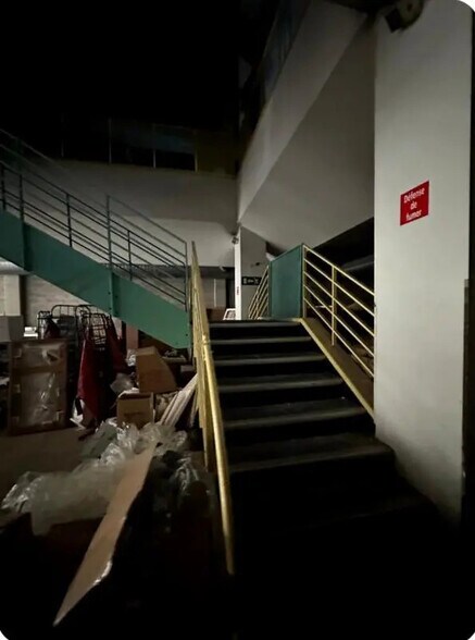 Retail in Mulhouse for sale - Interior Photo - Image 3 of 7