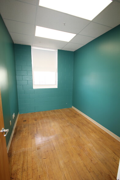 35 Water St, Amesbury, MA for lease - Building Photo - Image 3 of 32