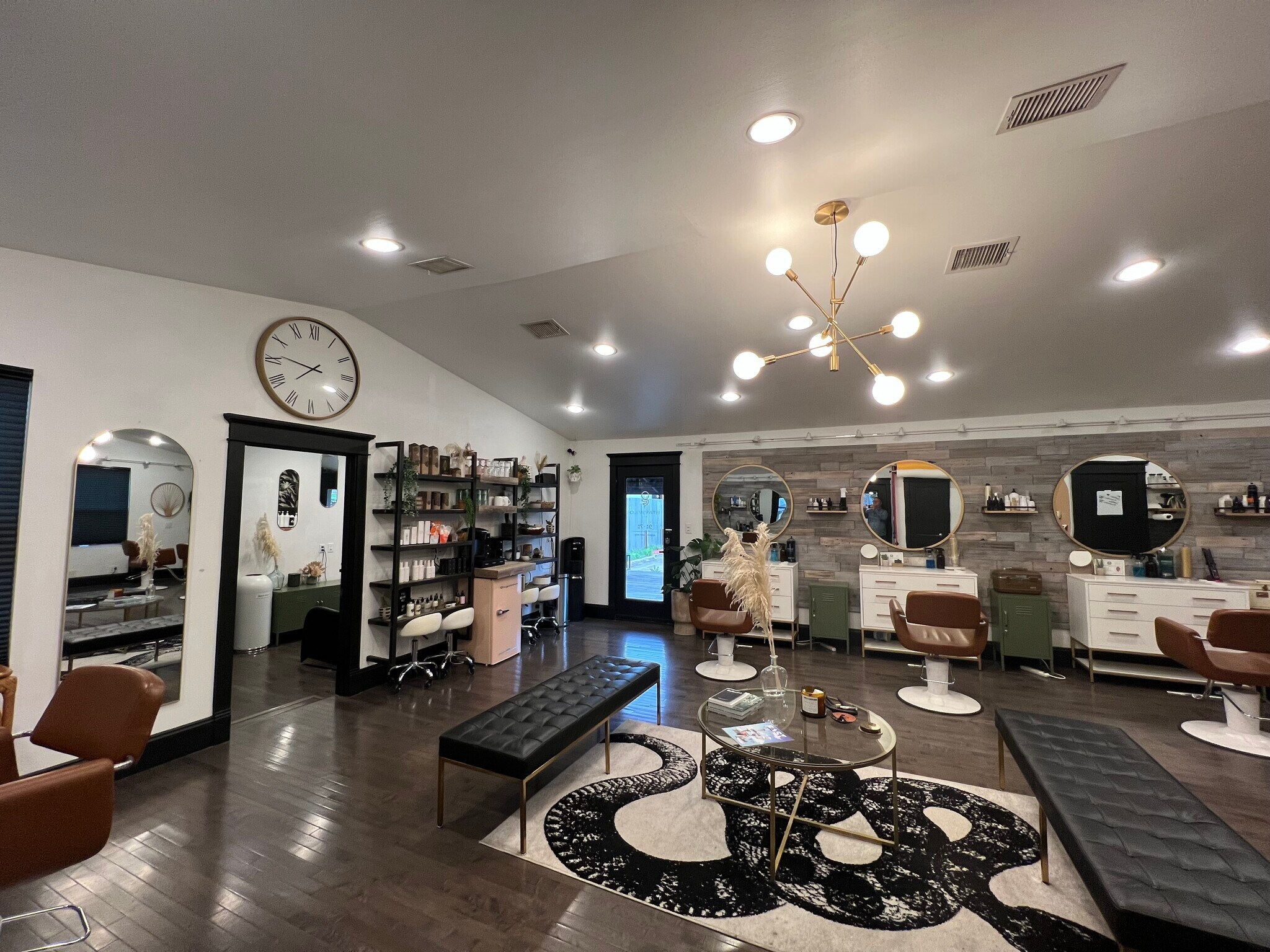 205 Chalmers Ave, Austin, TX for sale Interior Photo- Image 1 of 1