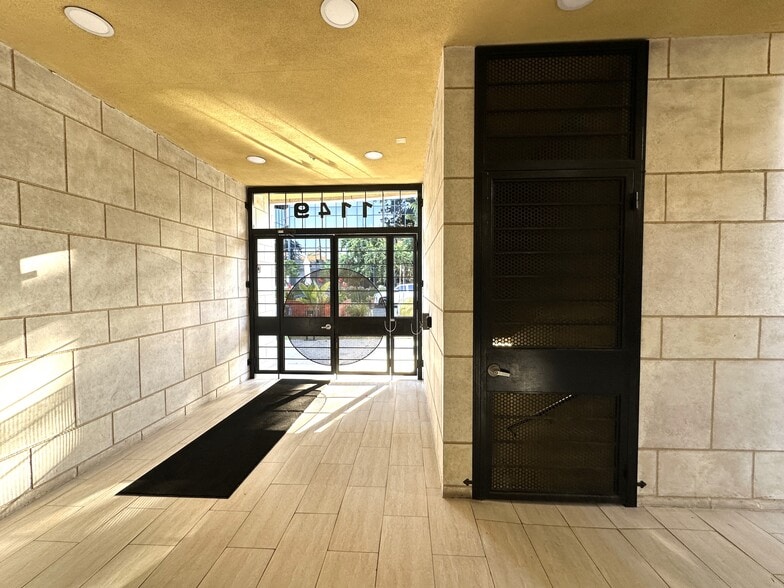 1149 3rd St, Santa Monica, CA for lease - Building Photo - Image 3 of 25