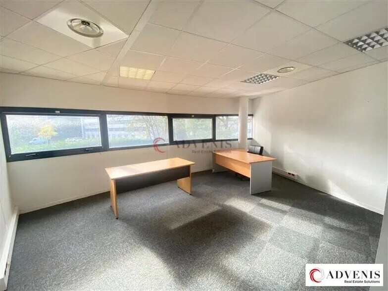 Office in Mérignac for lease - Interior Photo - Image 3 of 12
