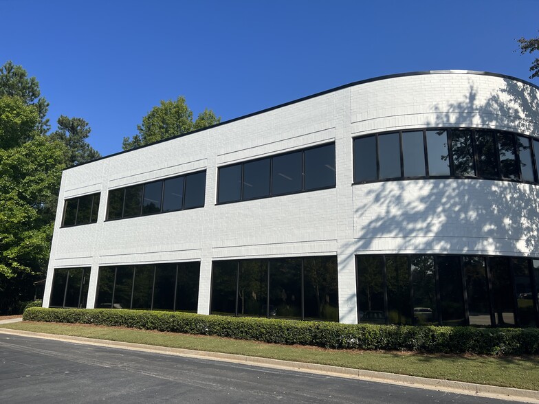 2405 Satellite Blvd, Duluth, GA 30096 - Pinebrook Commerce Center | LoopNet