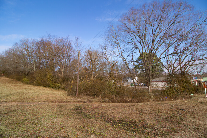 00 Newsome, Henderson, TN for sale - Building Photo - Image 2 of 34