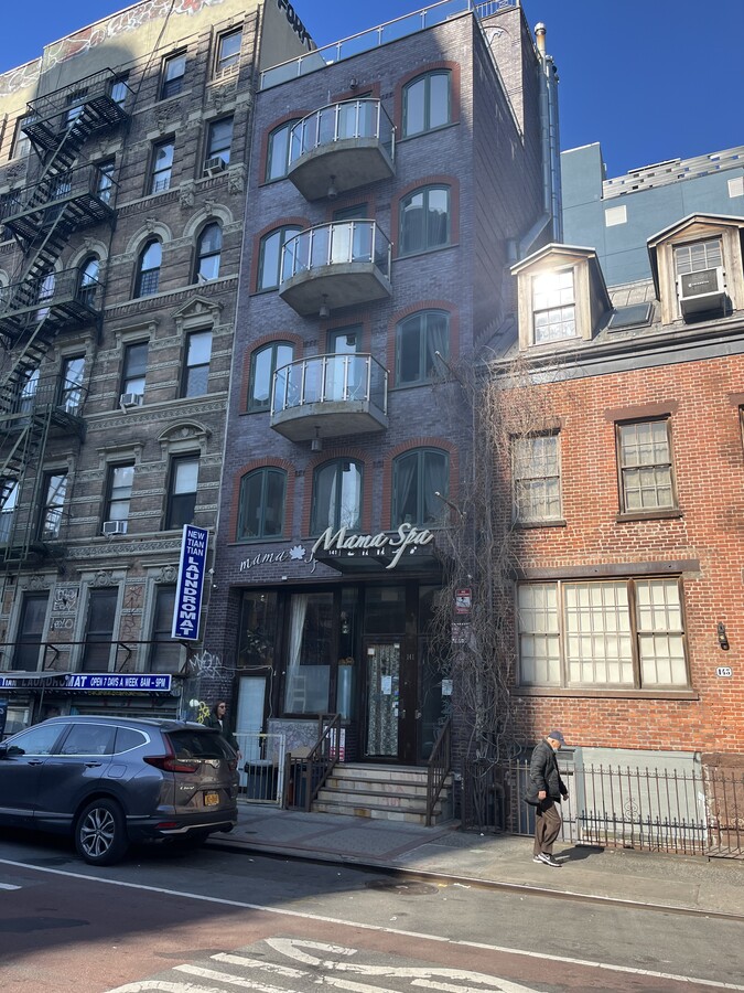 141 Allen St, New York, NY 10002 - Multifamily for Sale | LoopNet