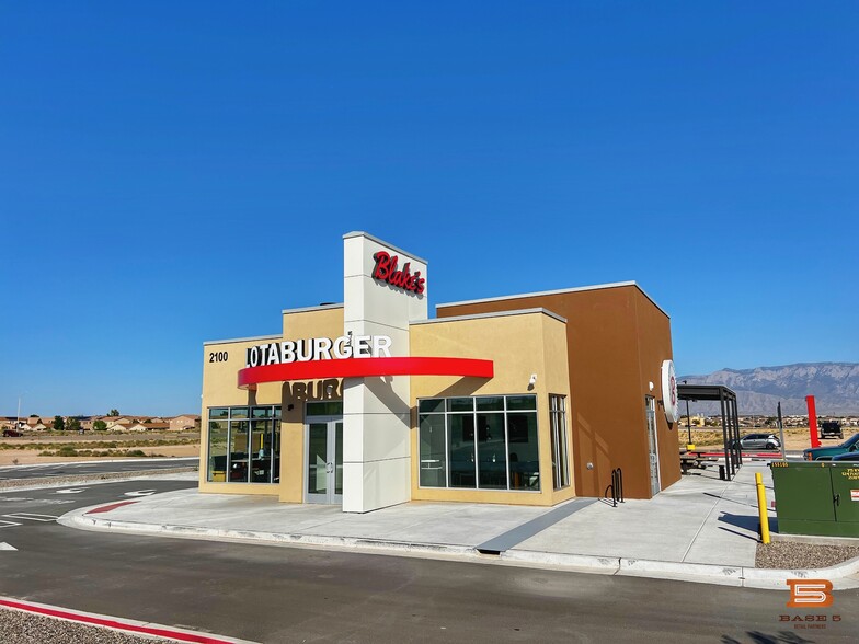 2100 Unser Blvd NE, Rio Rancho, NM for sale - Building Photo - Image 2 of 2