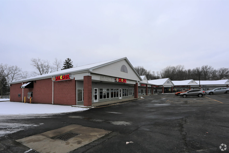 33101-33169 Center Ridge Rd, North Ridgeville, OH for lease - Building Photo - Image 2 of 4