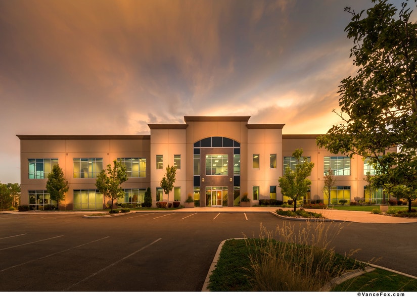 10615 Professional Cir, Reno, NV for lease - Building Photo - Image 1 of 1
