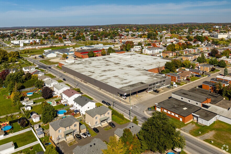 677 Rue Douville, Granby, QC for lease - Aerial - Image 3 of 17