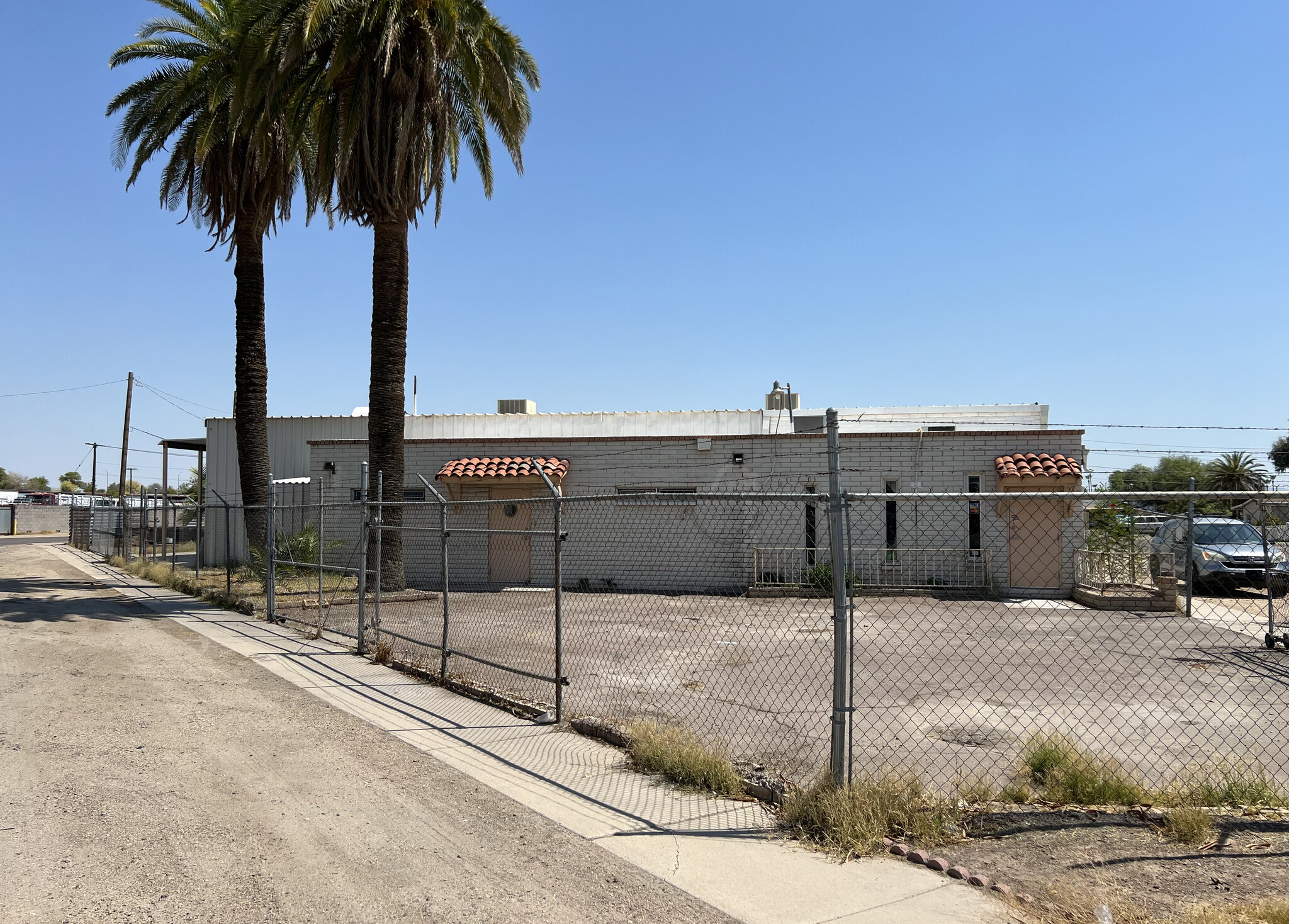 6617 N 57th Ave, Glendale, AZ for sale Building Photo- Image 1 of 30