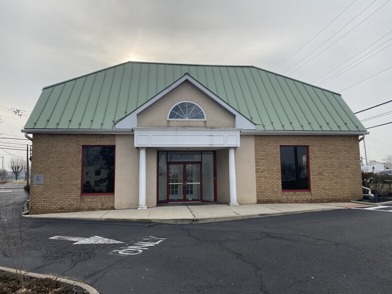 2817 Street Rd, Bensalem, PA for lease - Building Photo - Image 2 of 4