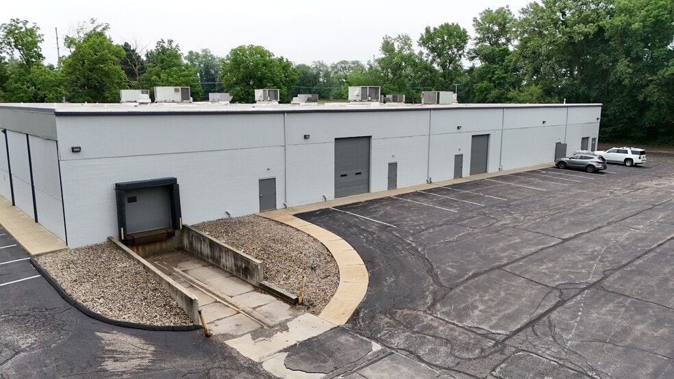 5282 Hudson Dr, Hudson, OH for lease - Building Photo - Image 3 of 5