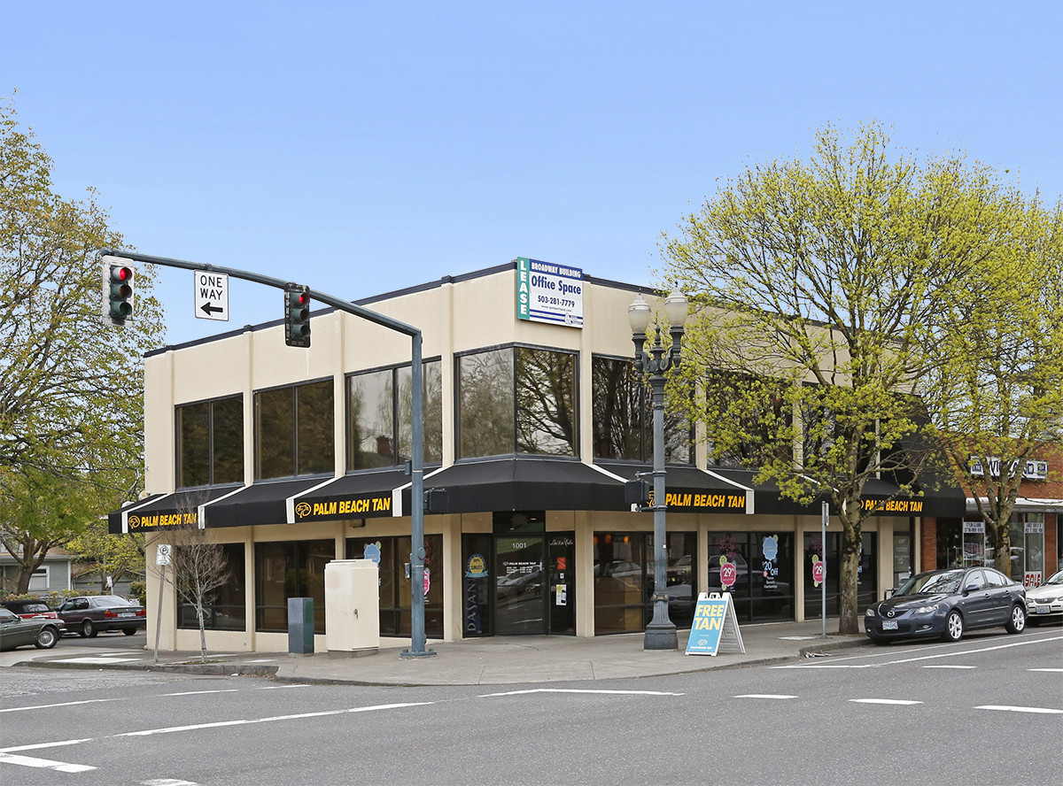 1001-1007 NE Broadway St, Portland, OR for lease Building Photo- Image 1 of 2