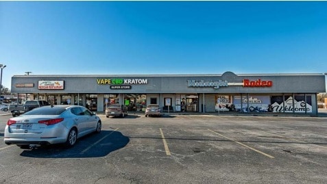 1773 S Glenstone Ave, Springfield, MO for lease - Building Photo - Image 2 of 6