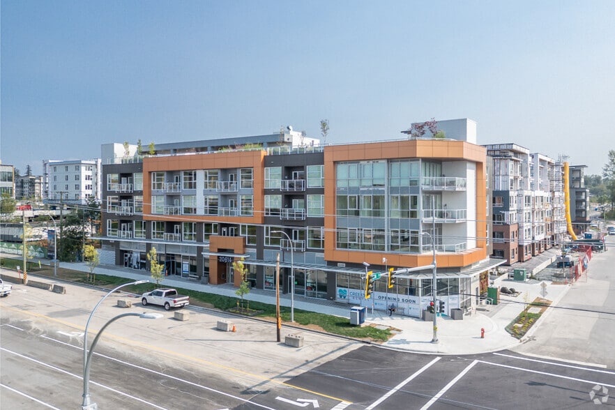 20614 80 Av, Langley, BC for sale - Primary Photo - Image 1 of 12