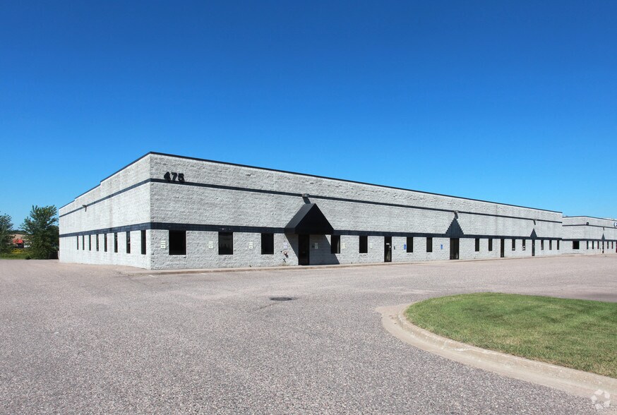 475 Apollo Dr, Circle Pines, MN for sale - Primary Photo - Image 1 of 1