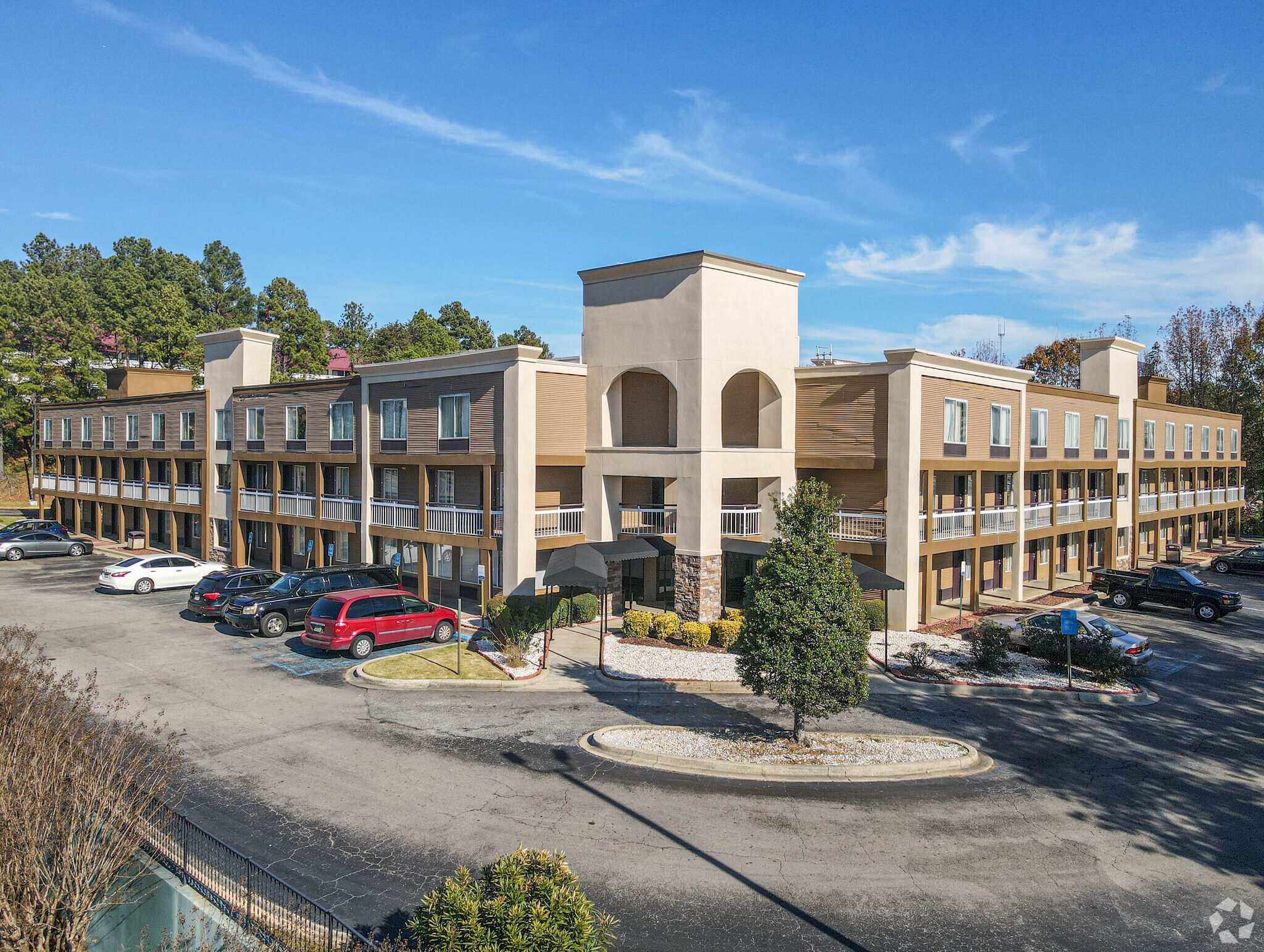 155 Vulcan Rd, Birmingham, AL for sale Primary Photo- Image 1 of 58