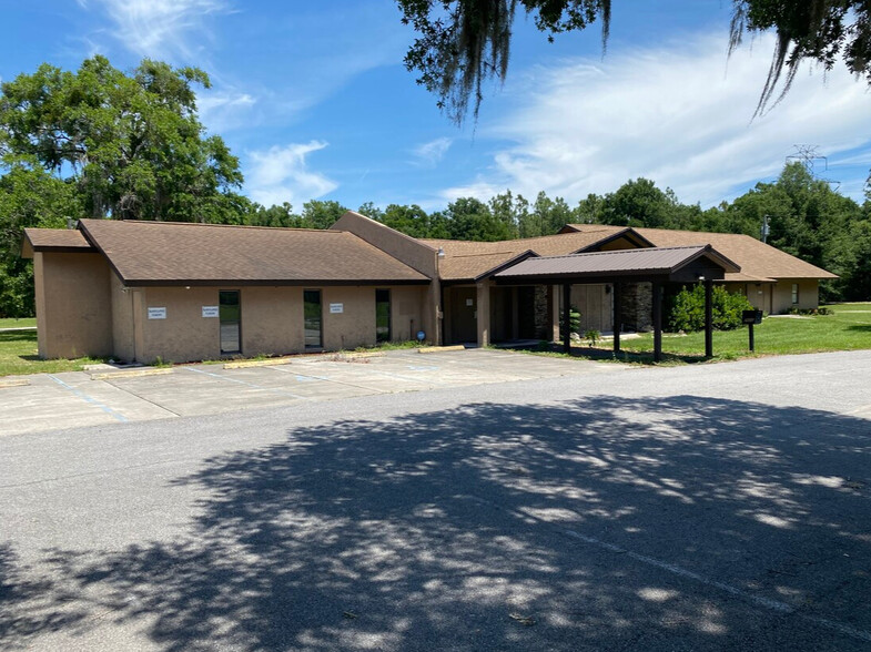 7655 E Highway 25, Belleview, FL for lease - Building Photo - Image 1 of 9